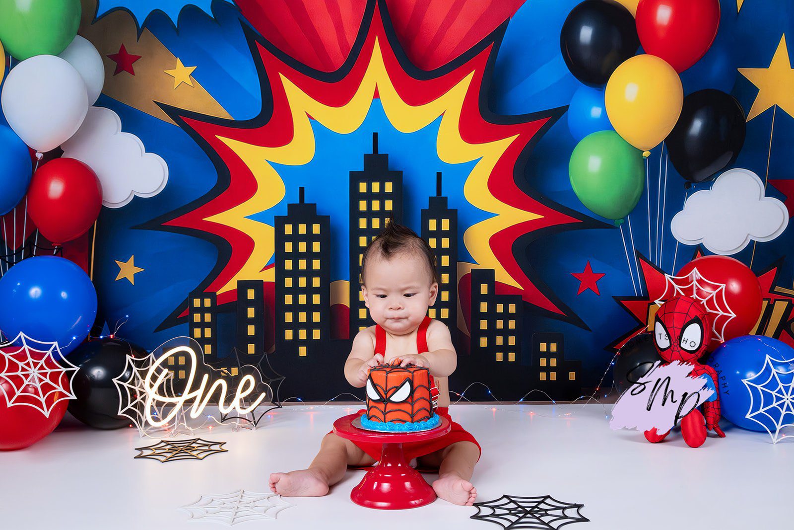 Kate Comic City Skyline Balloons Stars Backdrop Designed by Mini MakeBelieve
