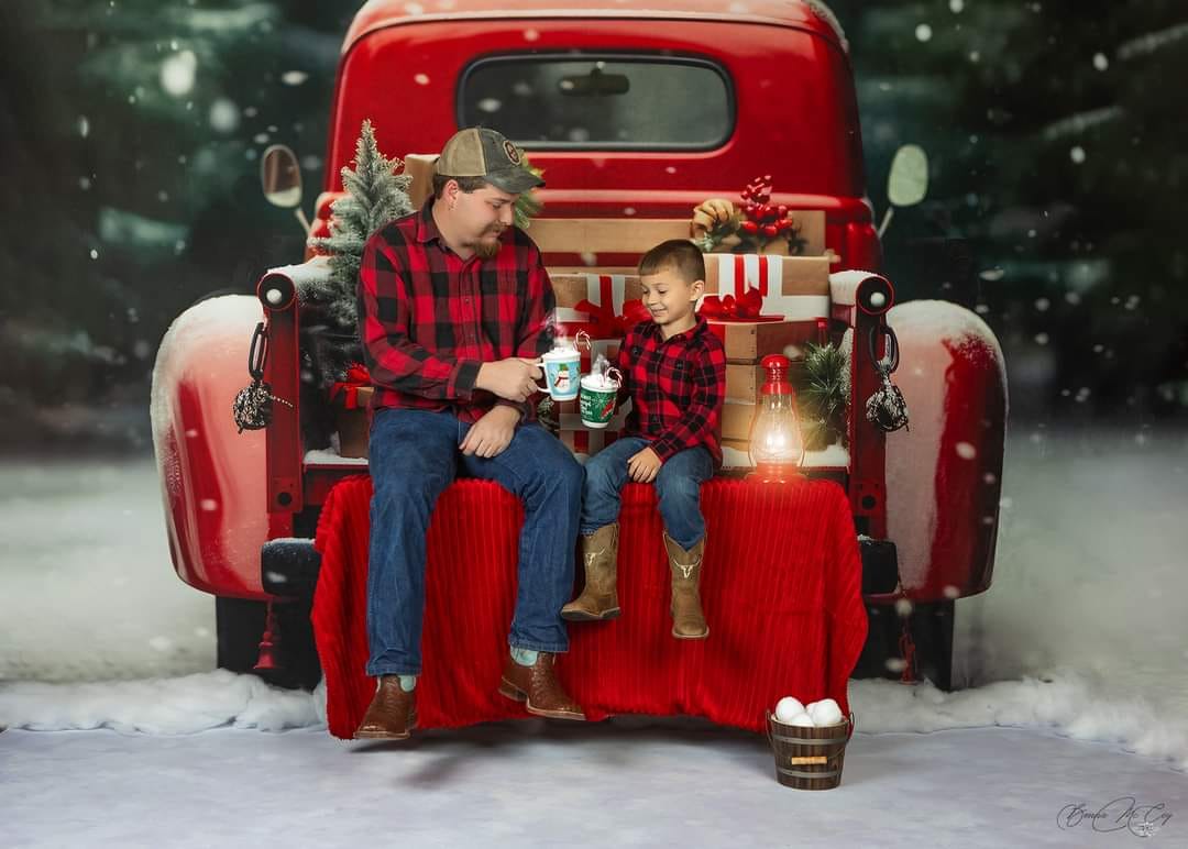 Kate Christmas Outdoor Red Car Gifts Backdrop for Photography
