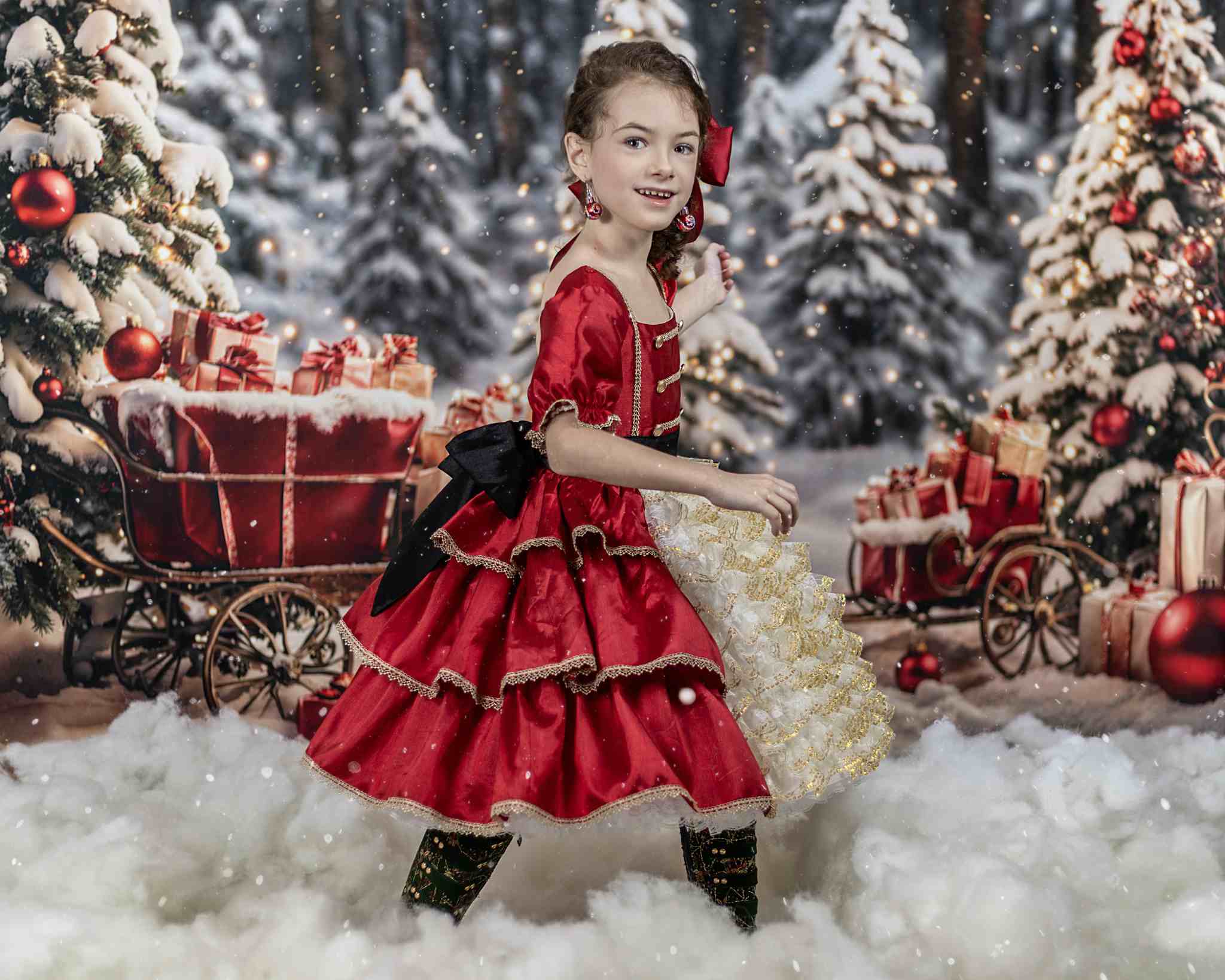 Kate Christmas Tree Outdoor Snowy Gift Backdrop for Photography