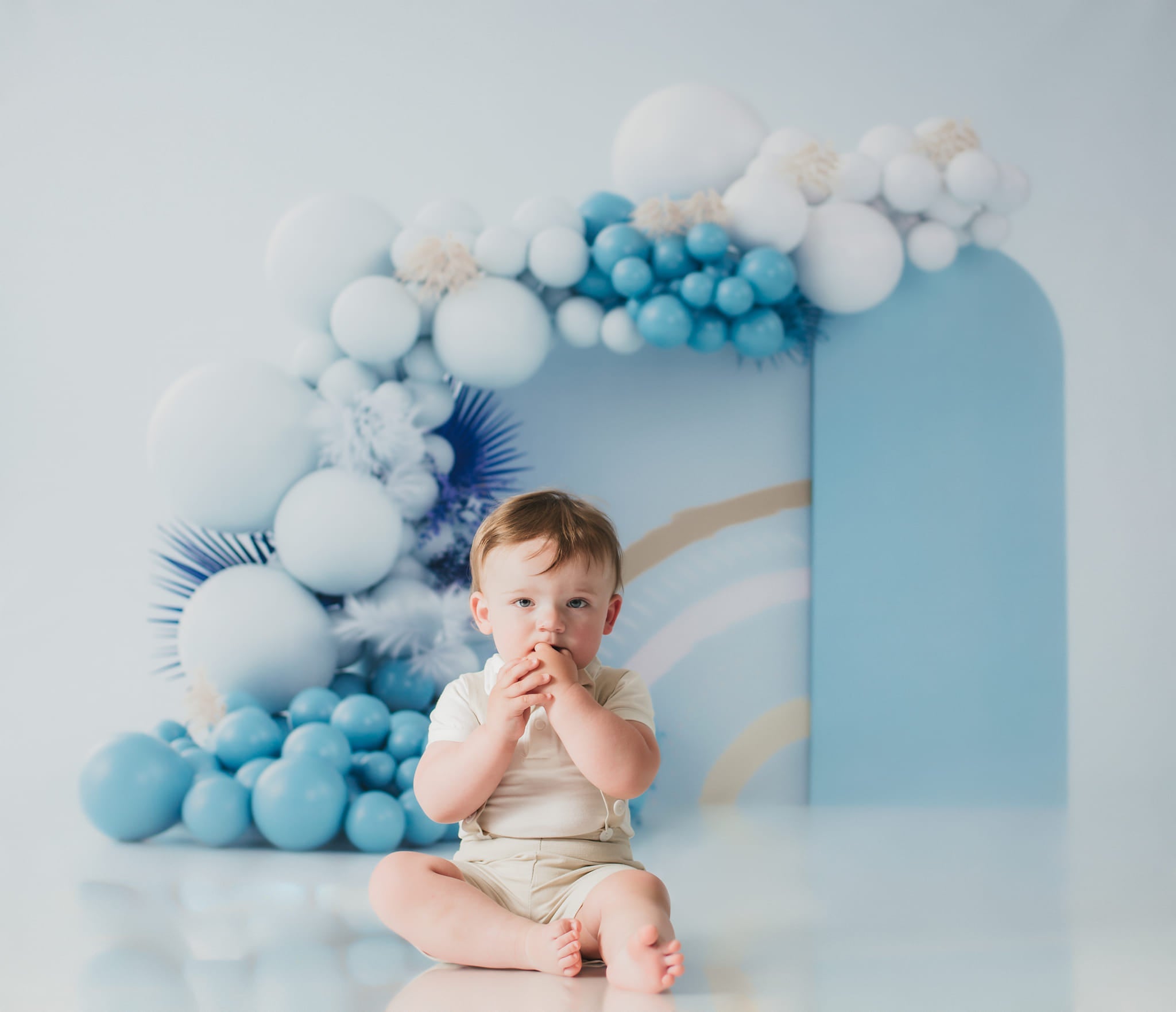 Kate Boho Balloons Fleece Backdrop Blue Cake Smash Designed by Uta Mueller Photography