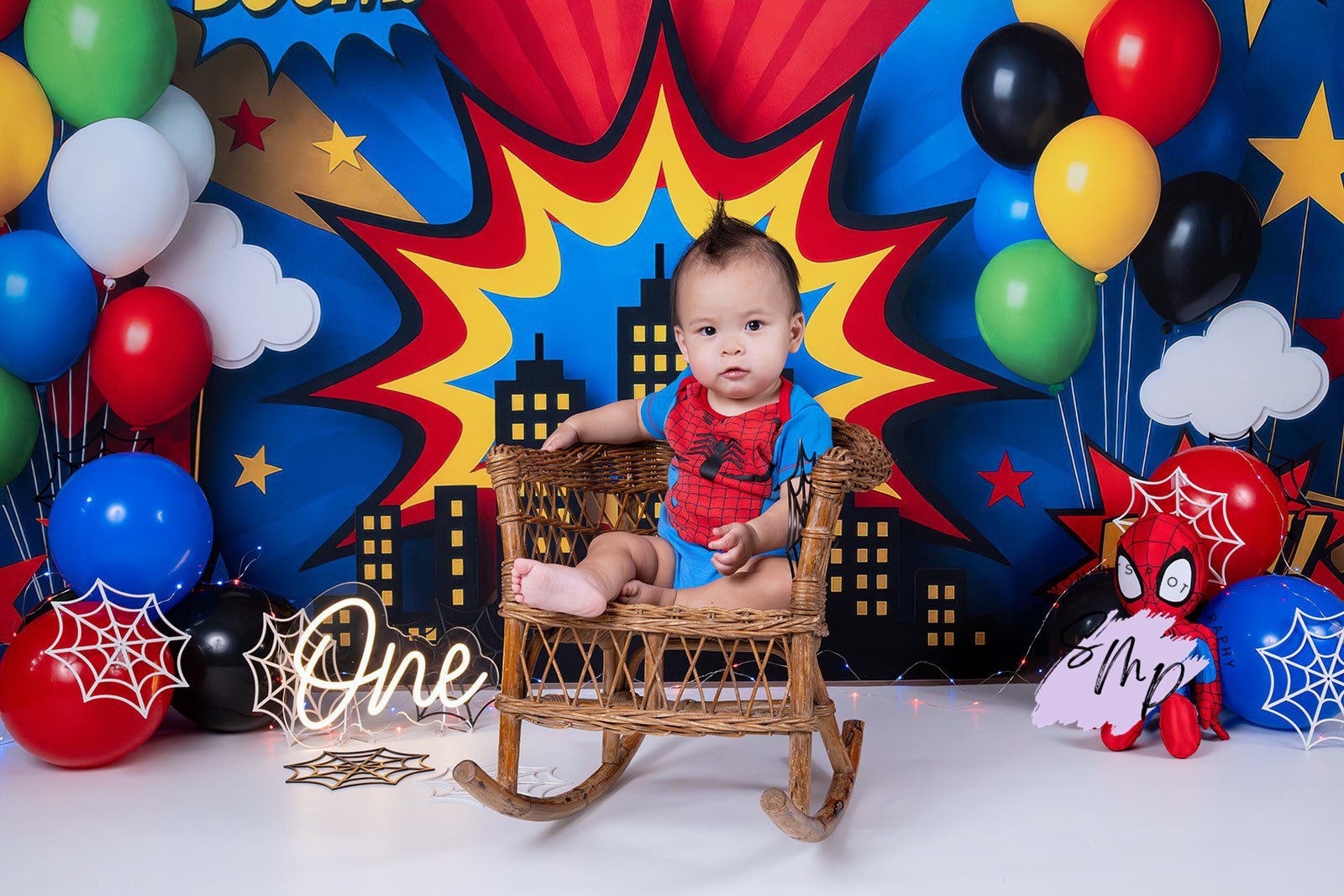 Kate Comic City Skyline Balloons Stars Backdrop Designed by Mini MakeBelieve