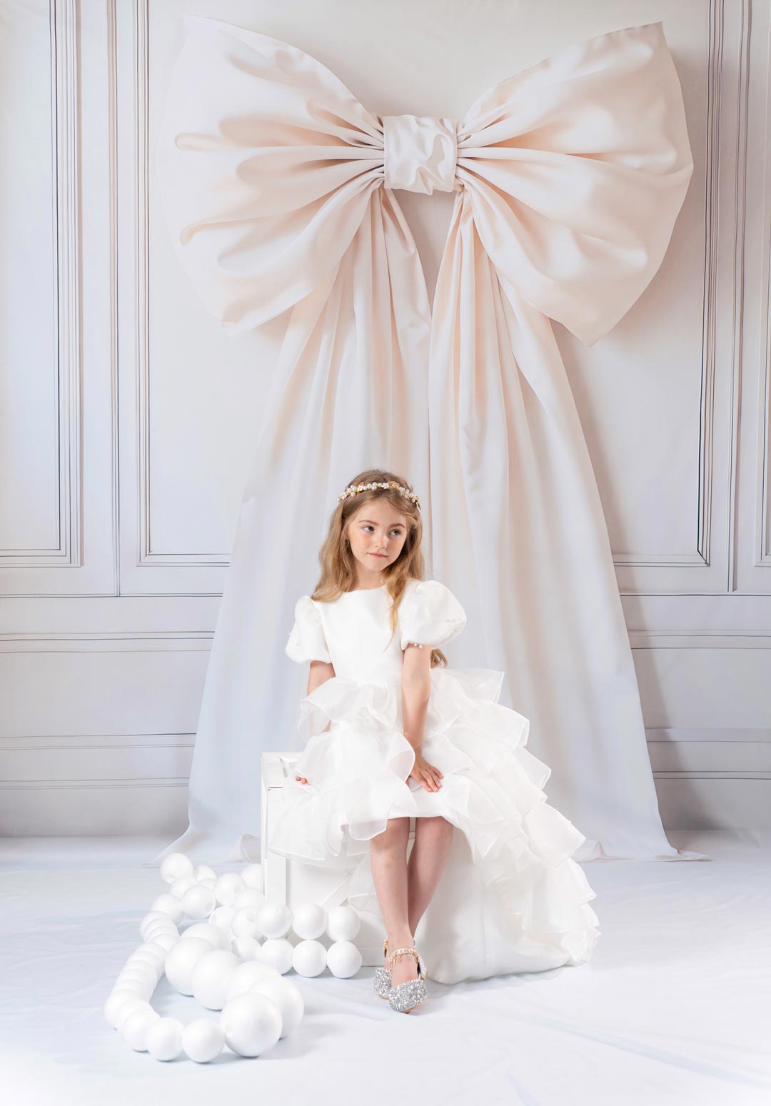 Kate Large Satin Bow Elegant Panelled Wall Fleece Backdrop Designed by Emetselch - Kate Backdrop AU