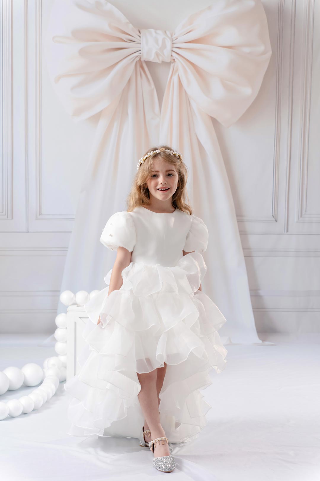 Kate Large Satin Bow Elegant Panelled Wall Fleece Backdrop Designed by Emetselch - Kate Backdrop AU