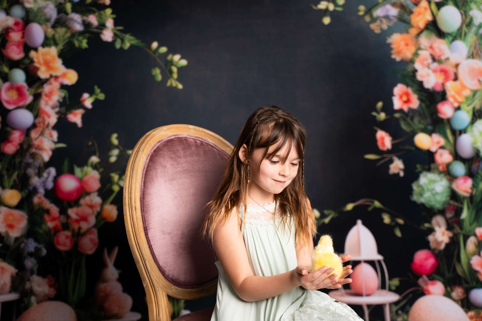 Kate Eggciting Arch Sweep Backdrop Designed by Lidia Redekopp - Kate Backdrop AU