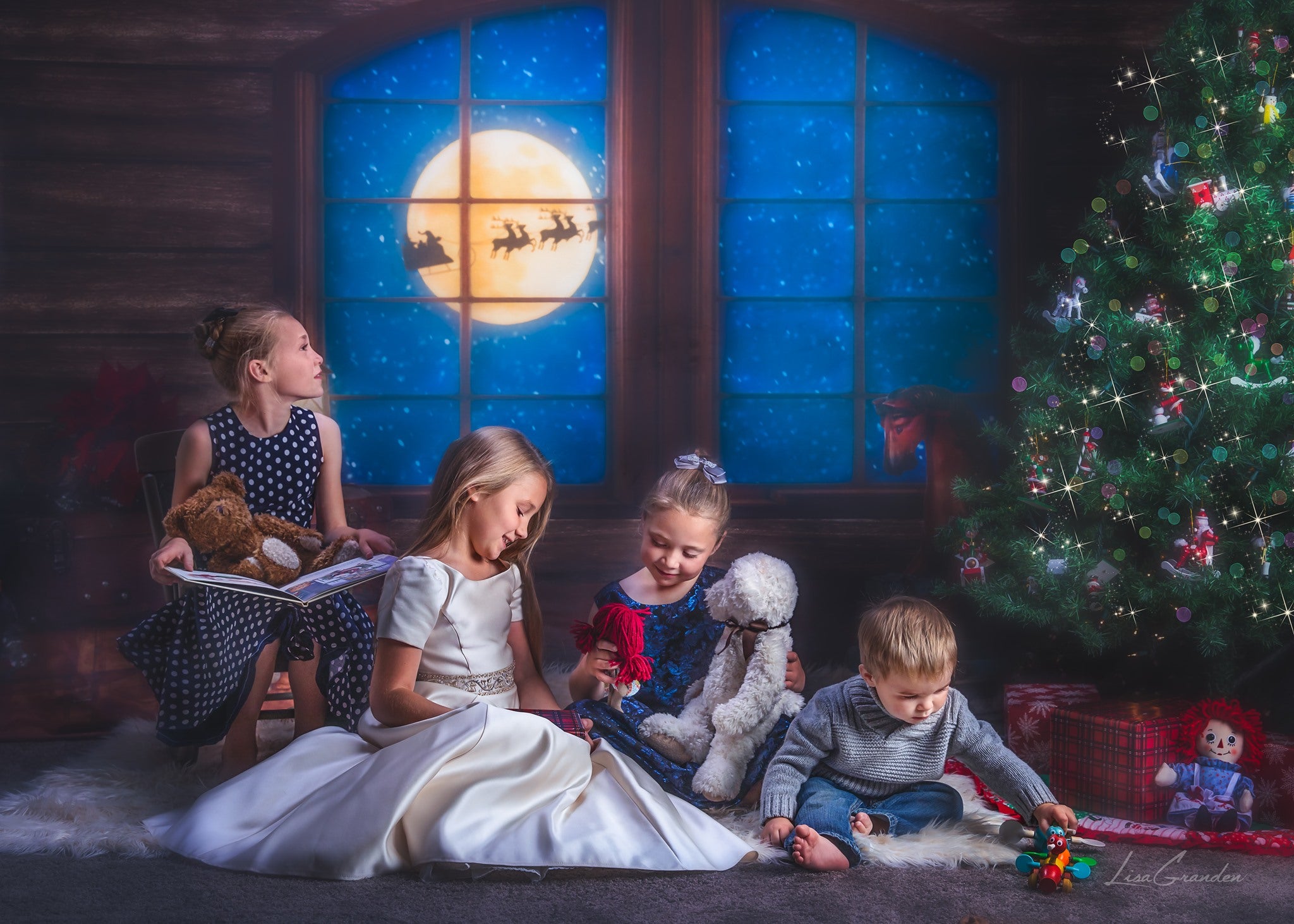 Kate Christmas Tree Santa Backdrop for Photography Designed by Lisa Granden - Kate Backdrop AU