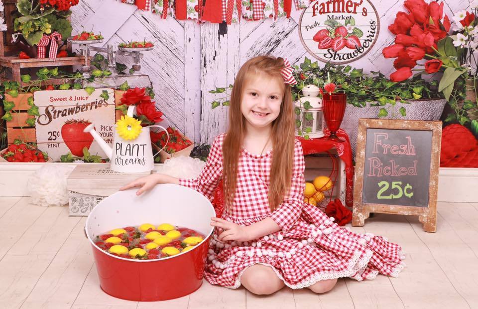 Kate Summer Strawberry White Wooden Board With Banners Backdrop - Kate Backdrop AU
