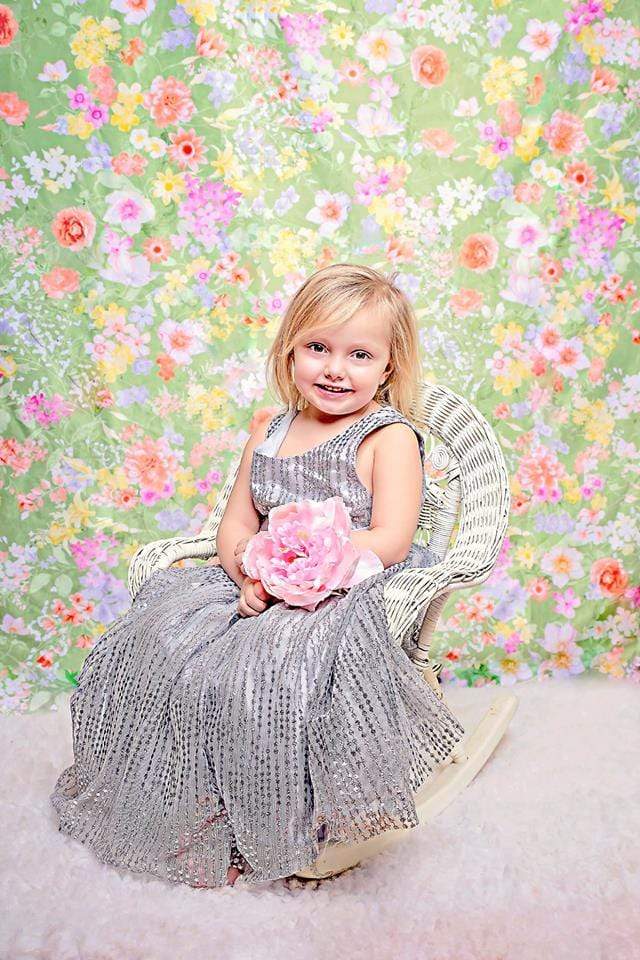 Kate Retro flowers Baby Shower Backdrop for Photography designed by Jerry_Sina - Kate Backdrop AU