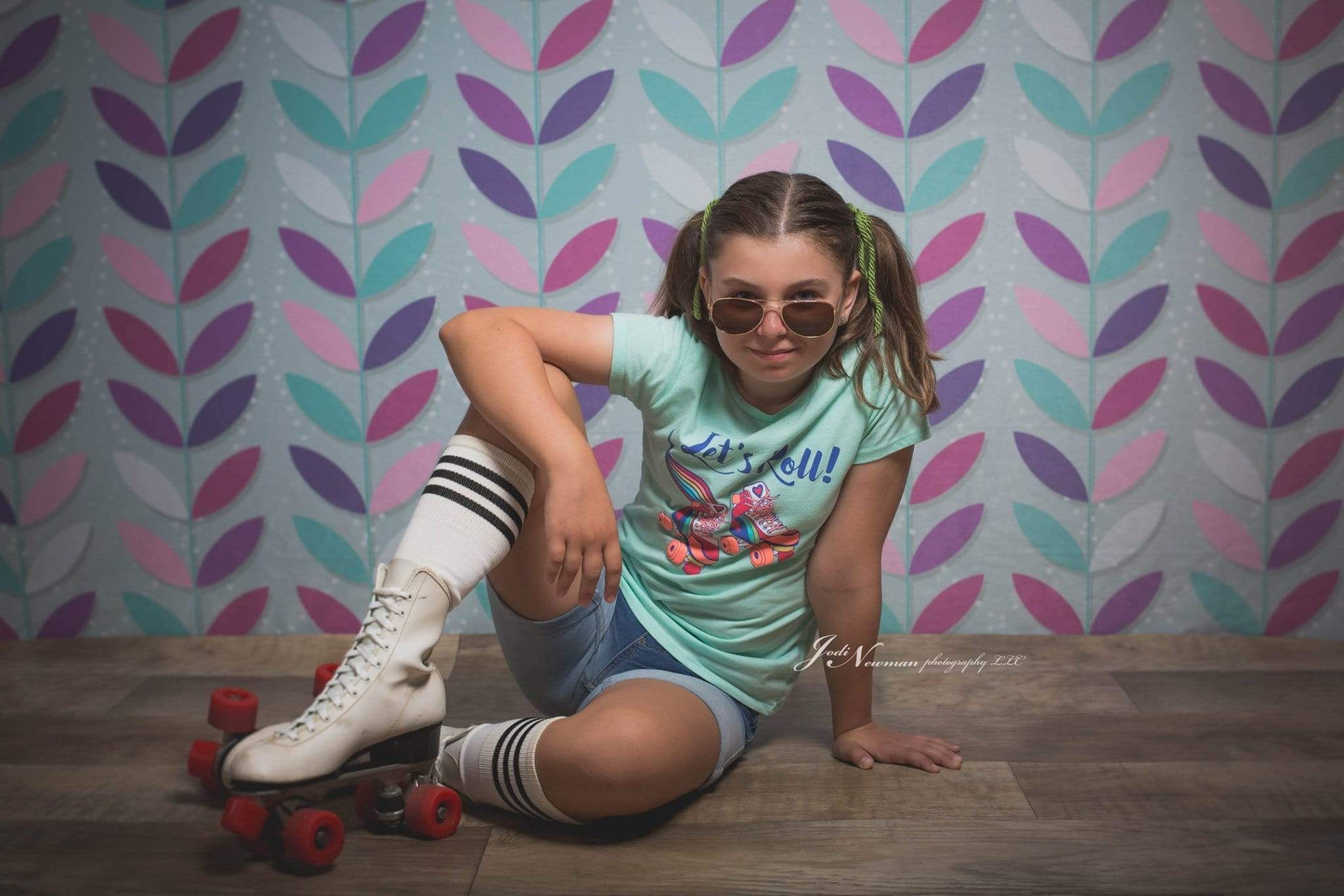 Kate Seamless Leaves Pattern for Girls Backdrop Designed By Krystle Mitchell Photography - Kate Backdrop AU