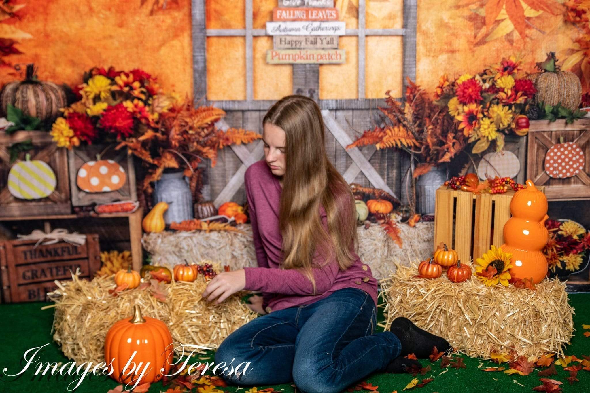 Kate Autumn Leaves with Pumpkins Thanksgiving Backdrop