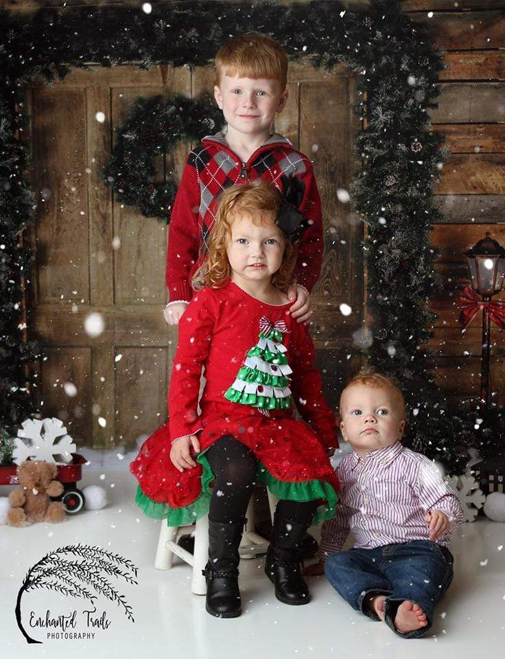 Kate Holiday Door Christmas Wreath Backdrop designed by Arica Kirby - Kate Backdrop AU