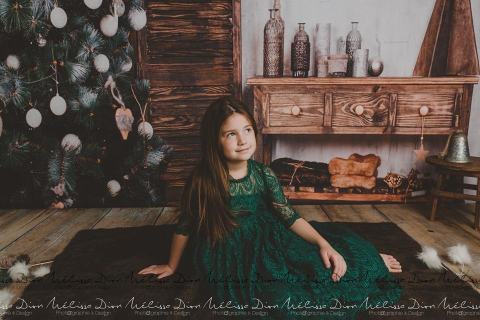 Kate Christmas Tree And Wood Table Decoration for Photography