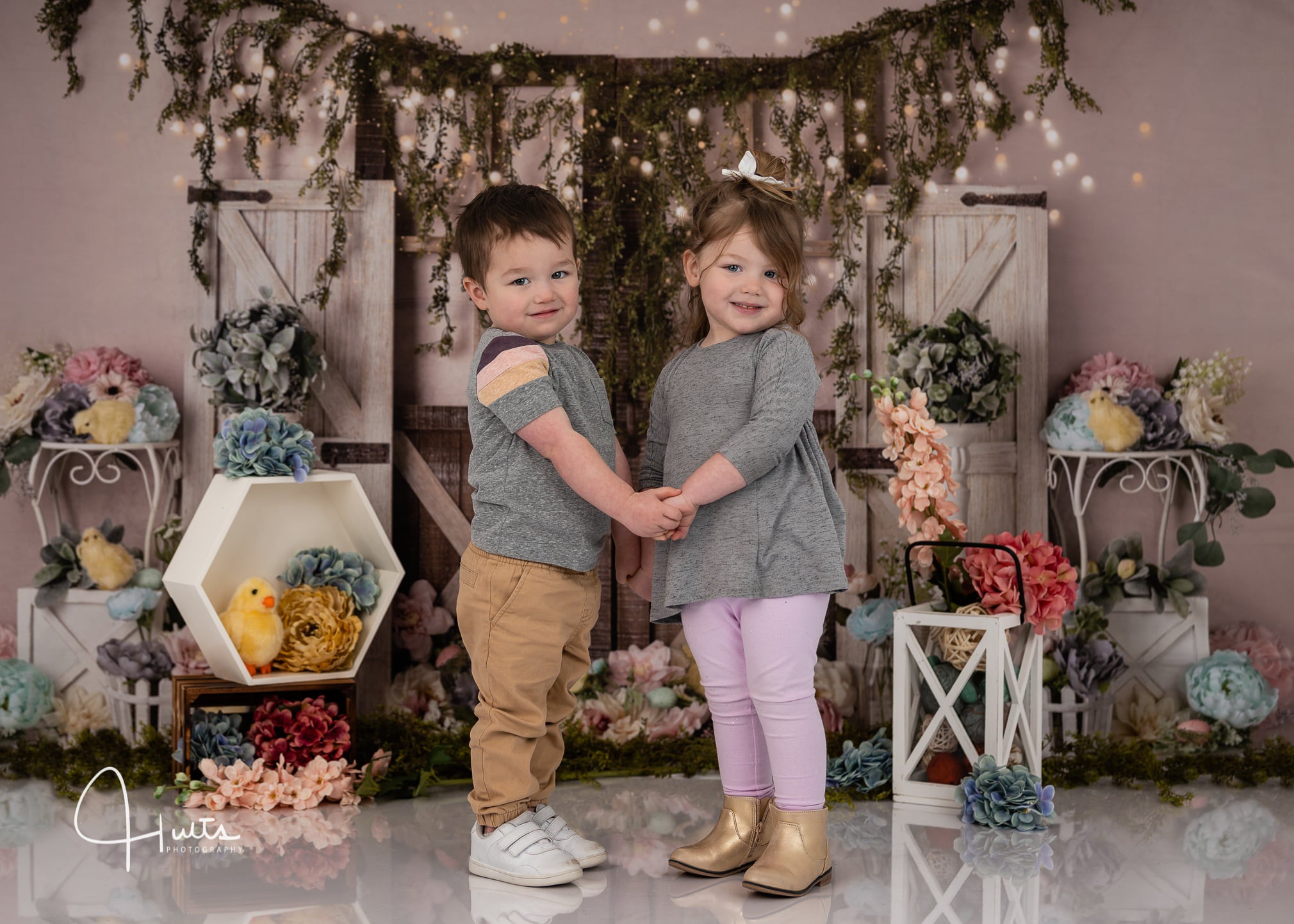 Kate Spring Floral Chicks Backdrop Designed by Mandy Ringe Photography