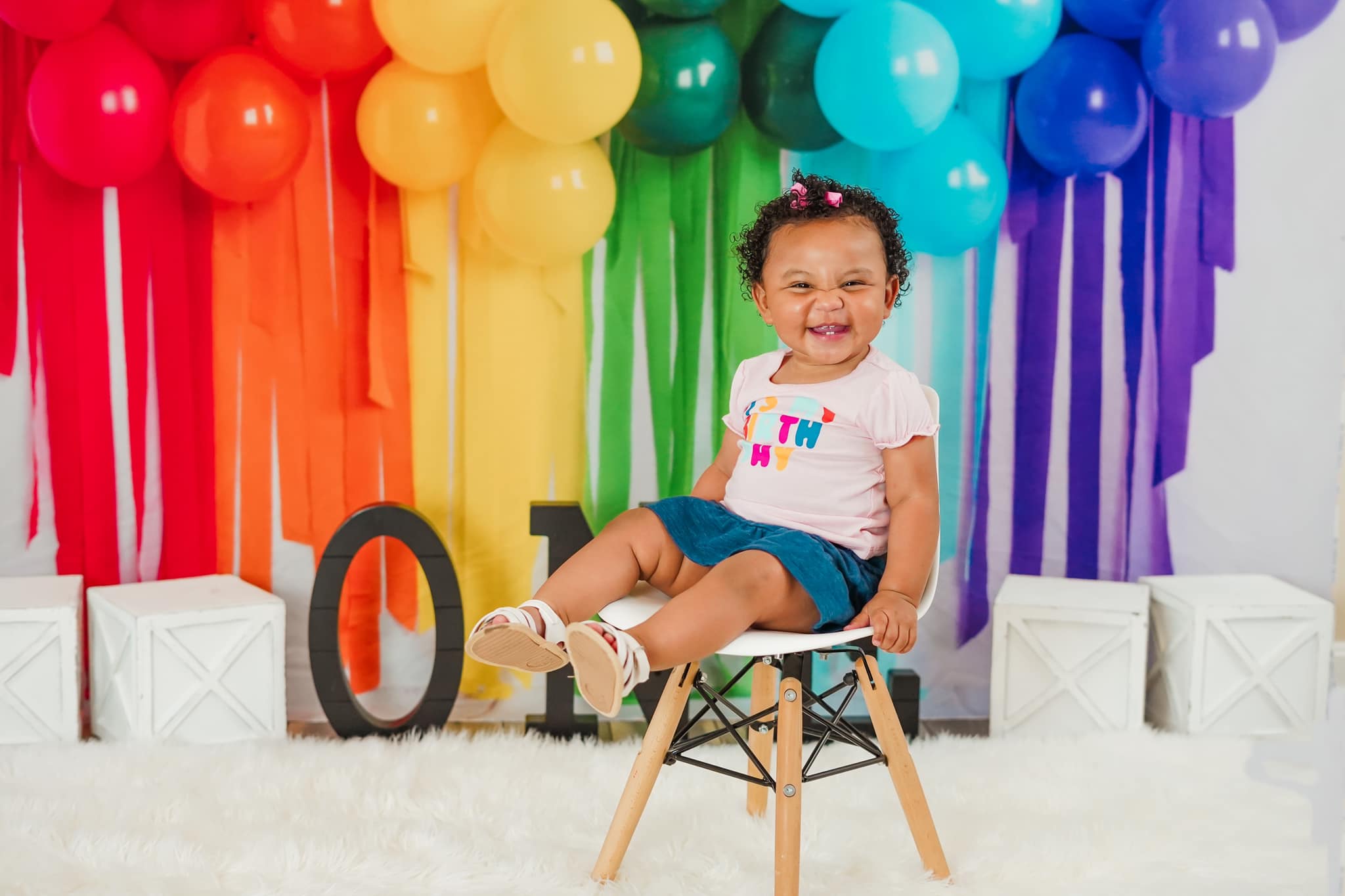 Kate Rainbow Backdrop Birthday Balloon Designed by Emetselch