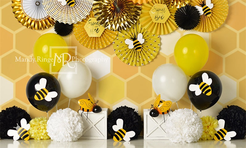 Kate Sweet as Can Bee Backdrop Designed by Mandy Ringe Photography - Kate Backdrop AU