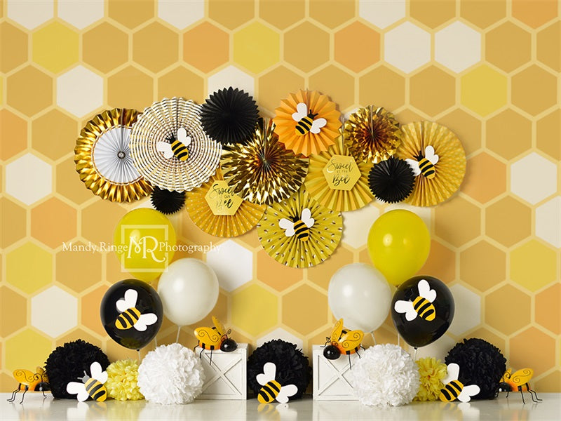Kate Sweet as Can Bee Backdrop Designed by Mandy Ringe Photography - Kate Backdrop AU