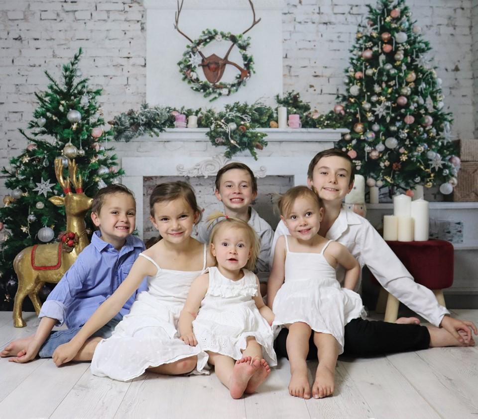 Kate Christmas Tree with Fireplace White Brick Wall Warmful Backdrop for Photography