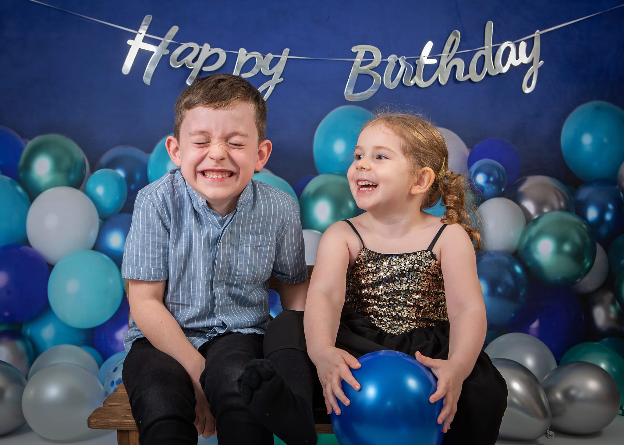 Kate Cake Smash Backdrop Blue Balloon Designed by Mandy Ringe Photography - Kate Backdrop AU