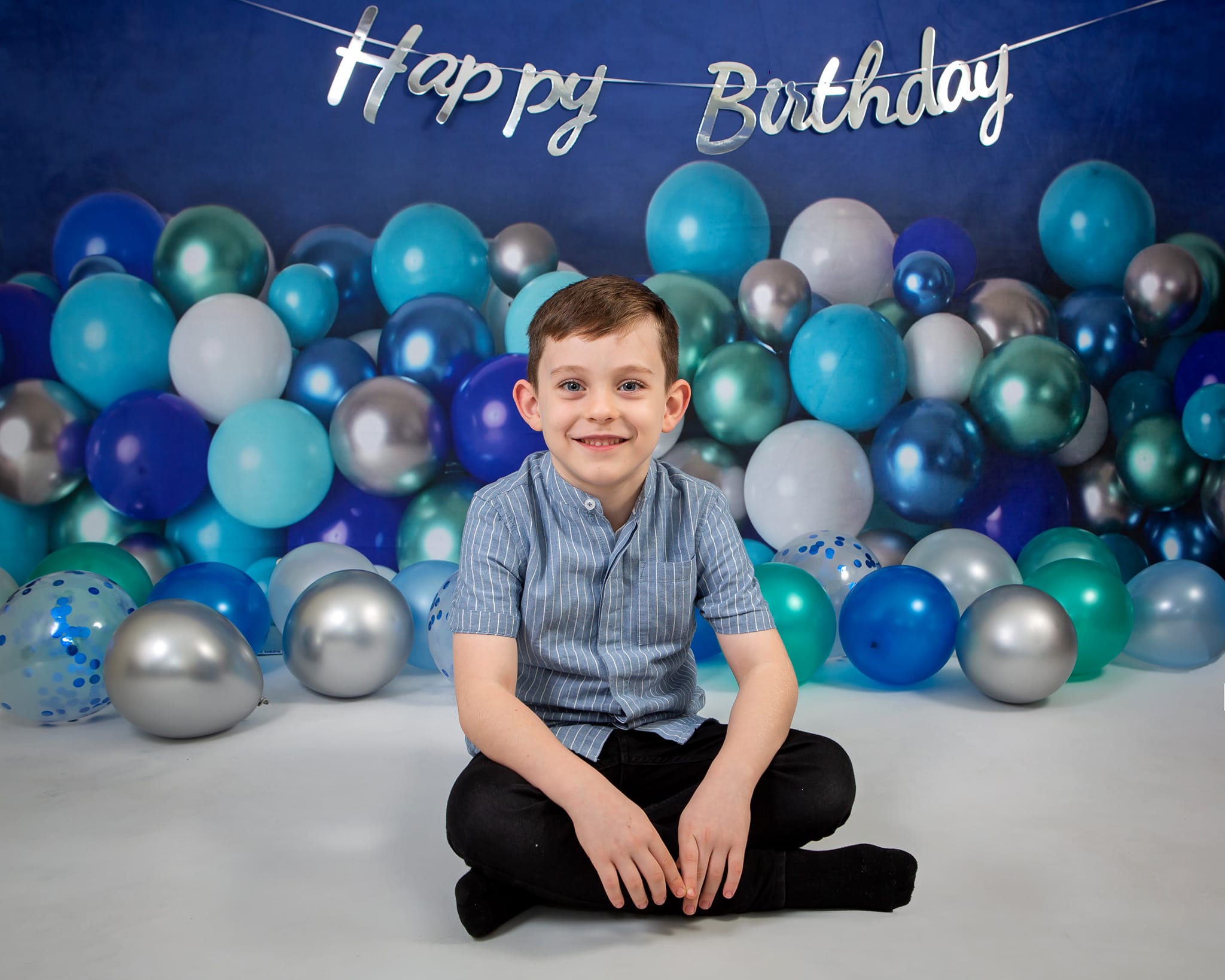 Kate Cake Smash Backdrop Blue Balloon Designed by Mandy Ringe Photography - Kate Backdrop AU